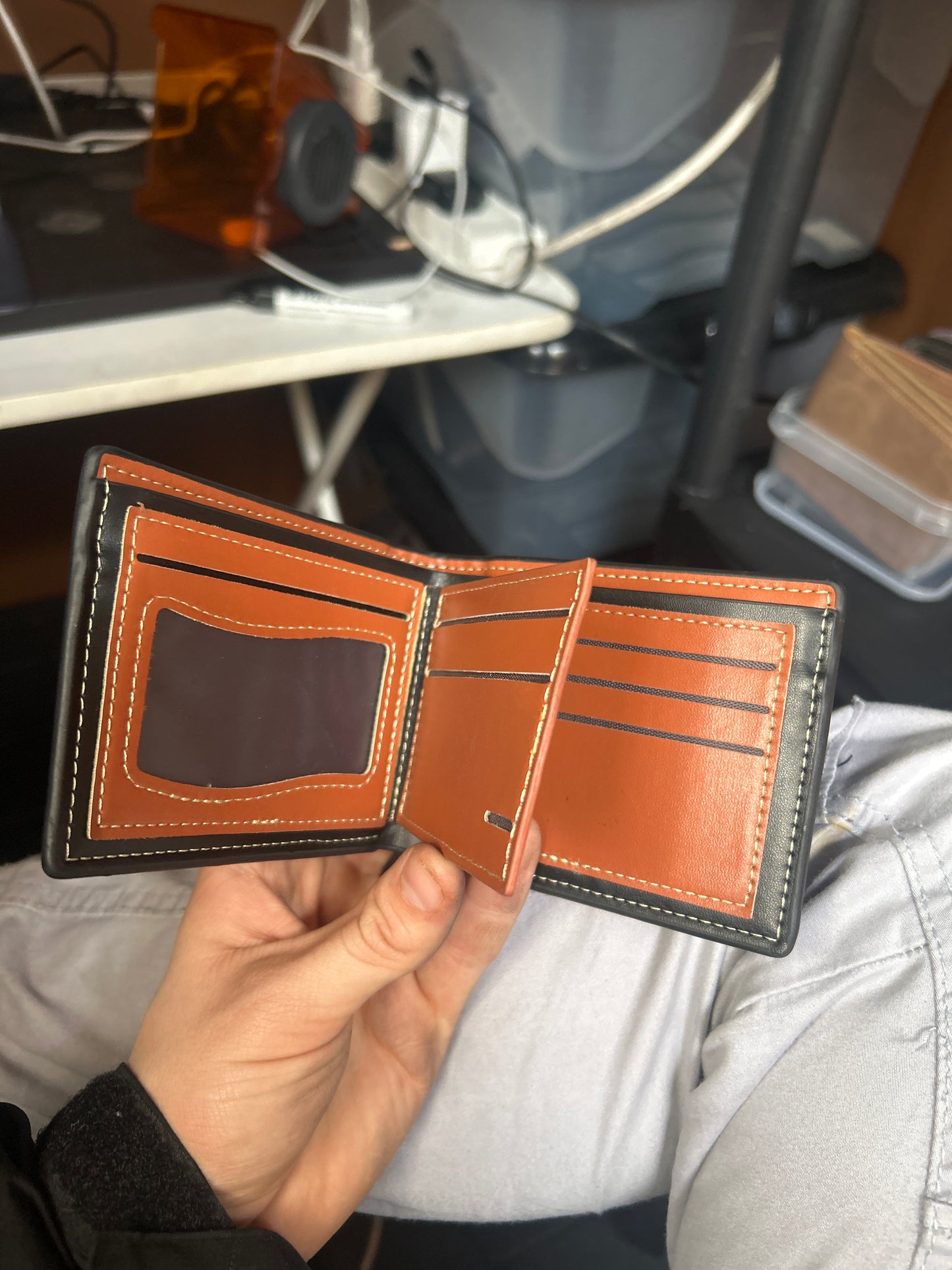 Wallet geometric pattern